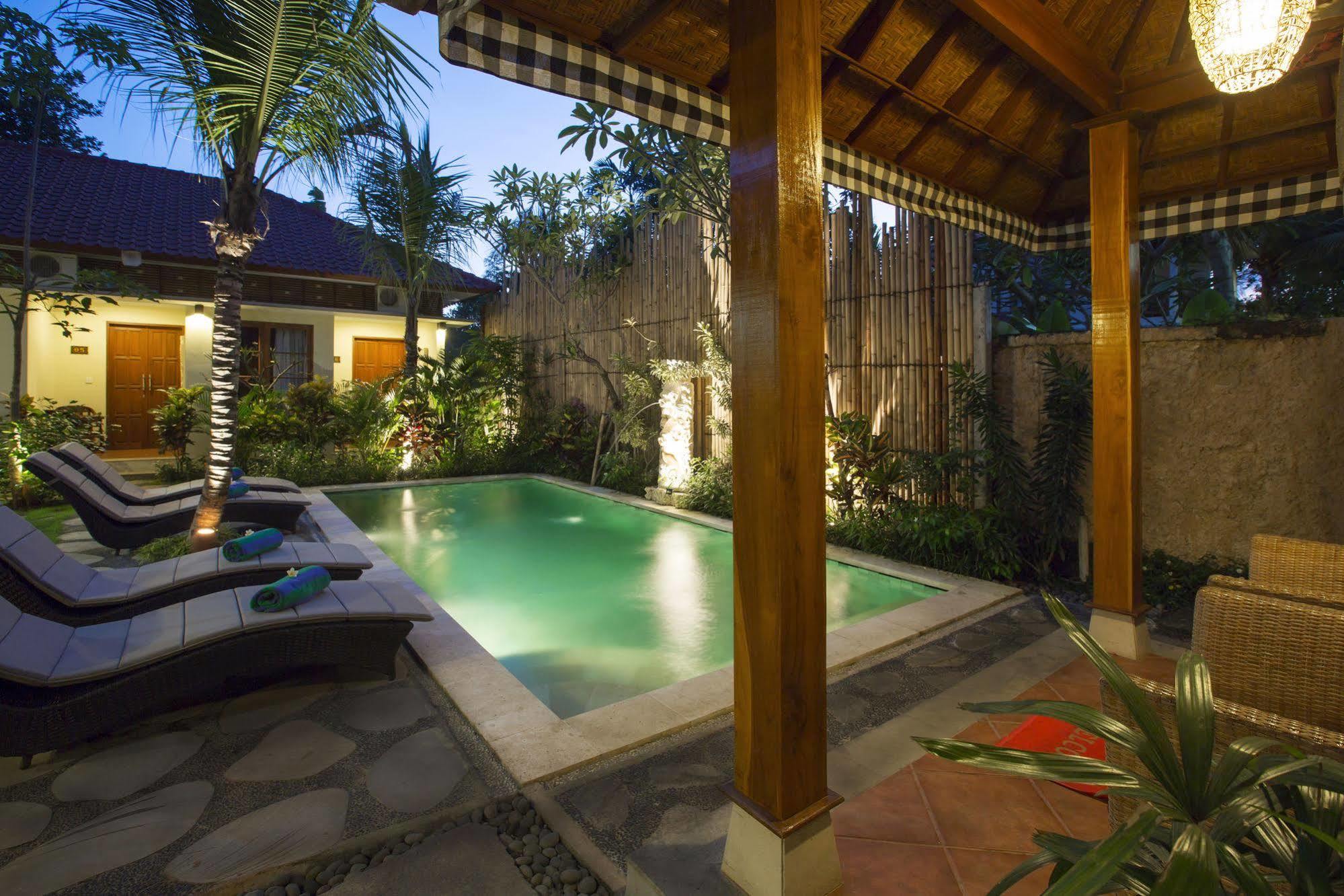 Sandat Bali 3*